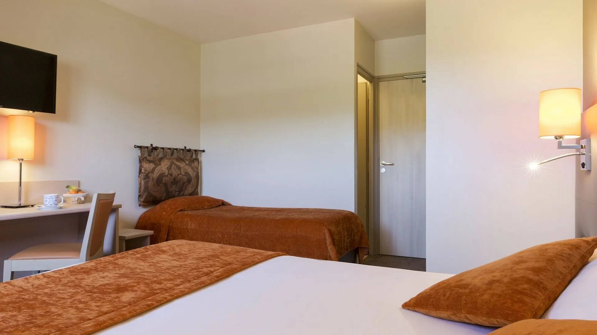 The Originals City, Hotel Rey Du Mont Sion Saint-Blaise